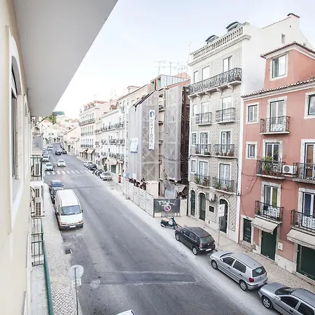 Lovelystay - Modern & Traditional In Sao Bento