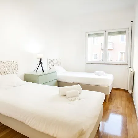 Lovelystay - Modern & Traditional In Sao Bento Appartamento