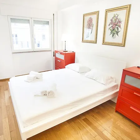 Lovelystay - Modern & Traditional In Sao Bento Appartamento