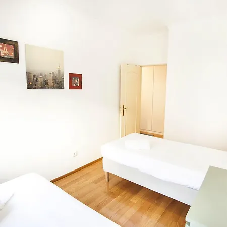 Lovelystay - Modern & Traditional In Sao Bento Appartamento