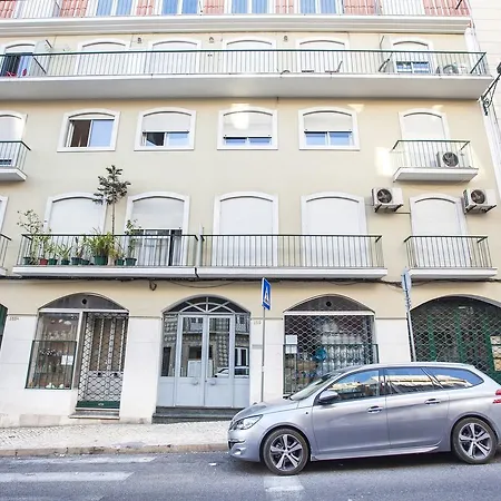 Appartamento Lovelystay - Modern & Traditional In Sao Bento Lisbona